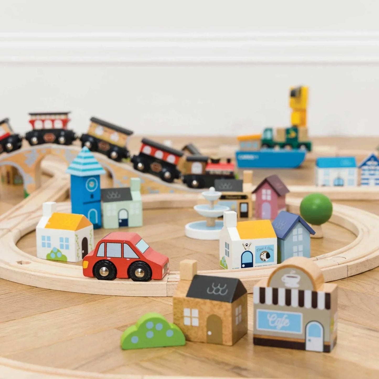 Royal Express - Le Toy Van - Cloud Nine Stores