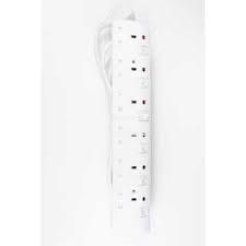 Daewoo 6 Gang 5m extension lead Individually switched and neon lit sockets