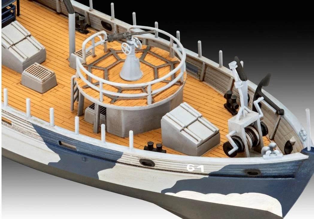 REVELL 05242 KFK (Kriegsfischkutter) 1/144 SCALE - Cloud Nine Stores