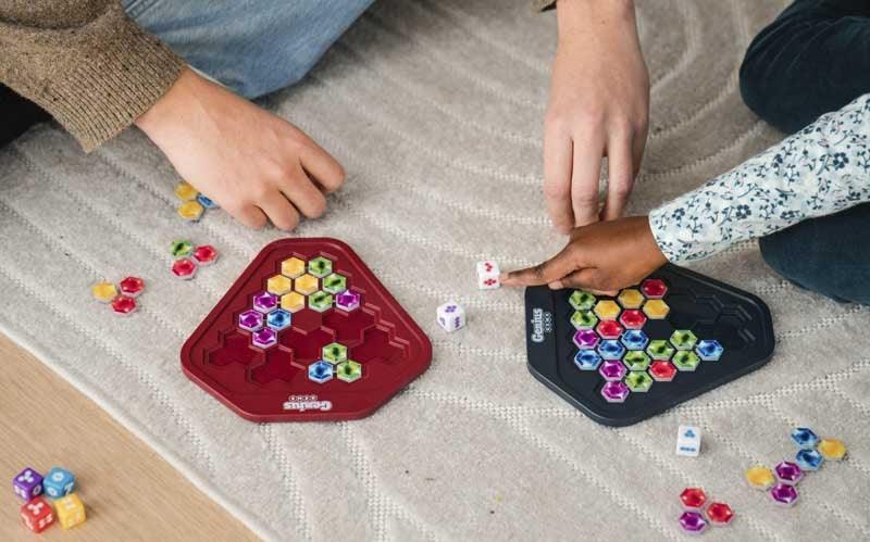 SMART GAMES - GENIUS GEMS - Cloud Nine Stores