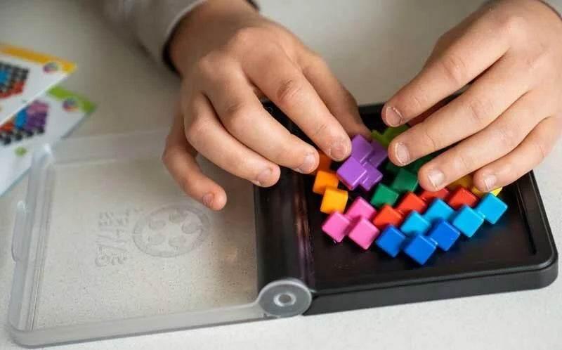 SMART GAMES - IQ PERPLEX - Cloud Nine Stores