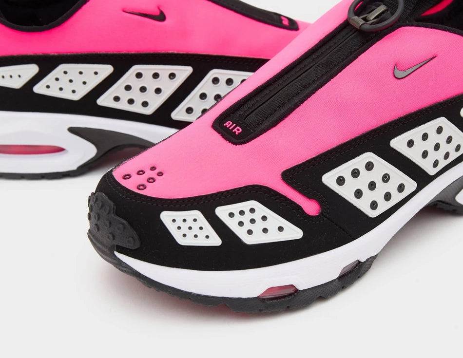 Nike Air Max SNDR unisex trainers Cloud Nine Stores
